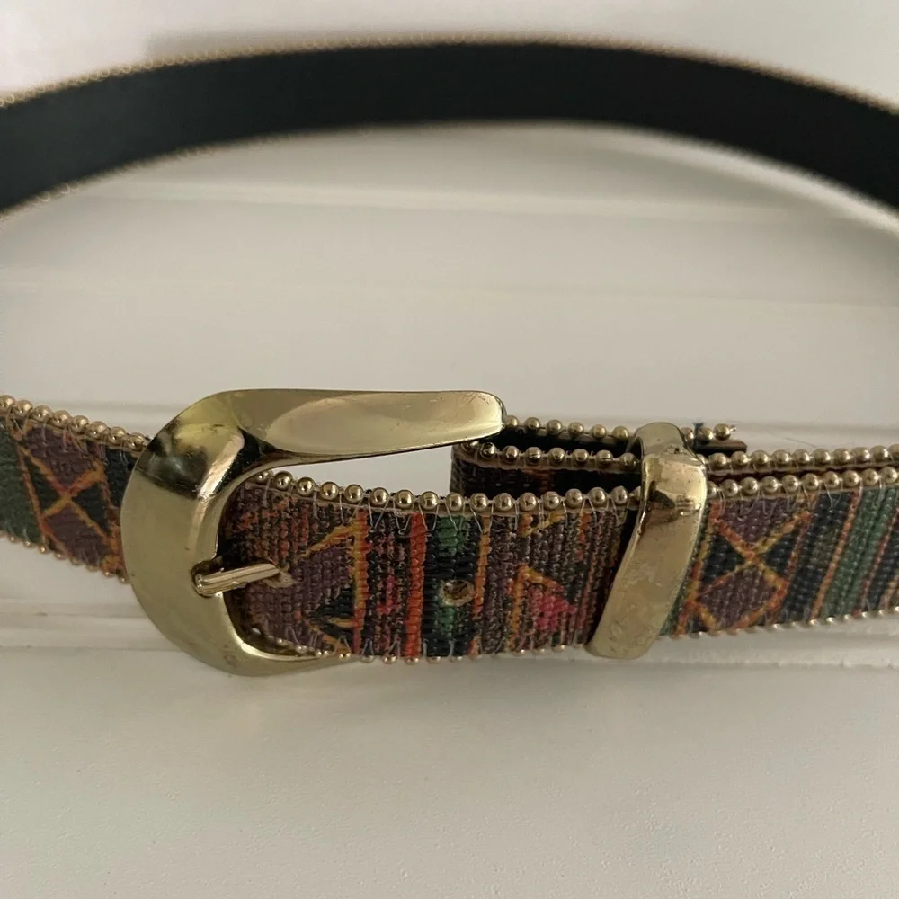 Unbranded Vintage Tribal Multi Color Beaded Belt Gold-Tone Buckle Size 33”